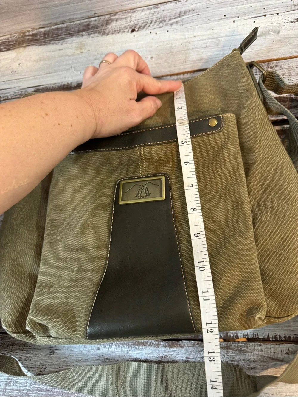 Canvas Crossbody Bag in Olive Green